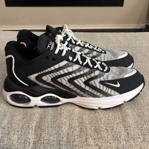 Nike Men’s Air Max TW